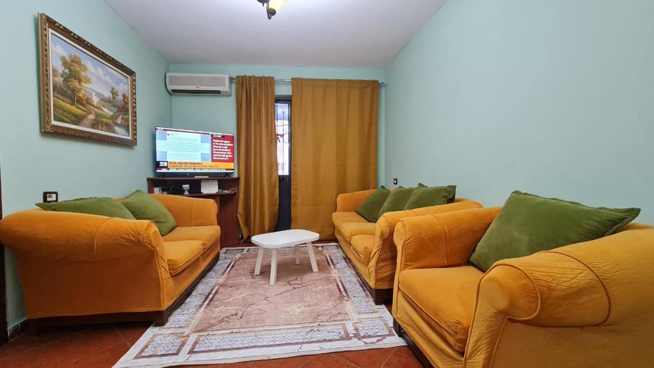 Calmly, Spacious Apartment Next To Usa Embassy Tiranë Eksteriør bilde