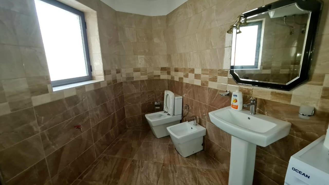Calmly, Spacious Apartment Next To Usa Embassy Tiranë Eksteriør bilde