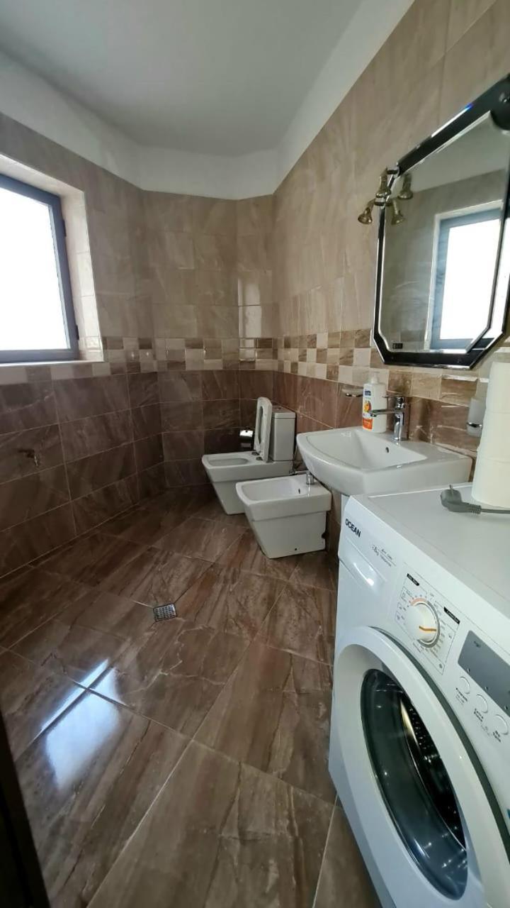 Calmly, Spacious Apartment Next To Usa Embassy Tiranë Eksteriør bilde