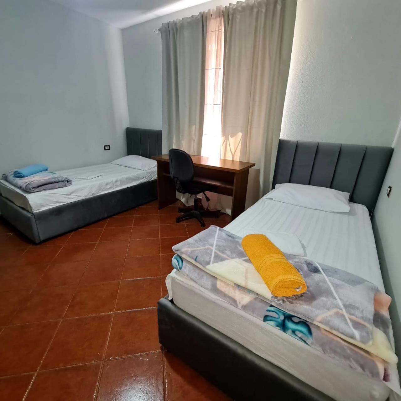 Calmly, Spacious Apartment Next To Usa Embassy Tiranë Eksteriør bilde